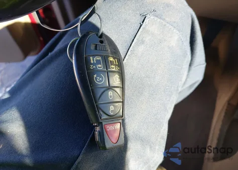 2014 Chrysler Town & Country Touring-L from USA, damaged, VIN 2C4RC1CG3ER169794